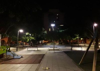 Alumbrado en Plaza Duggi